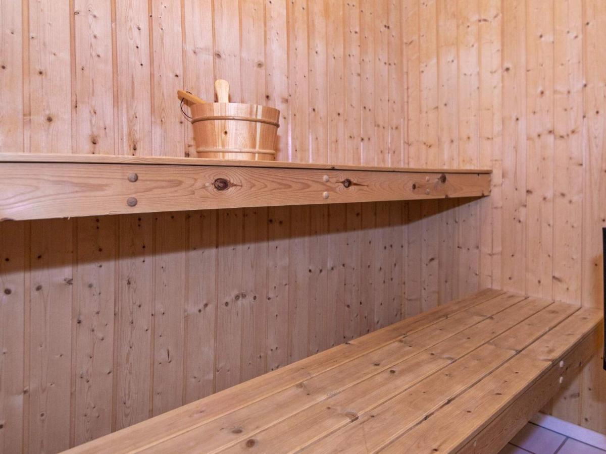 8 Person Holiday Home In 노르보르 외부 사진