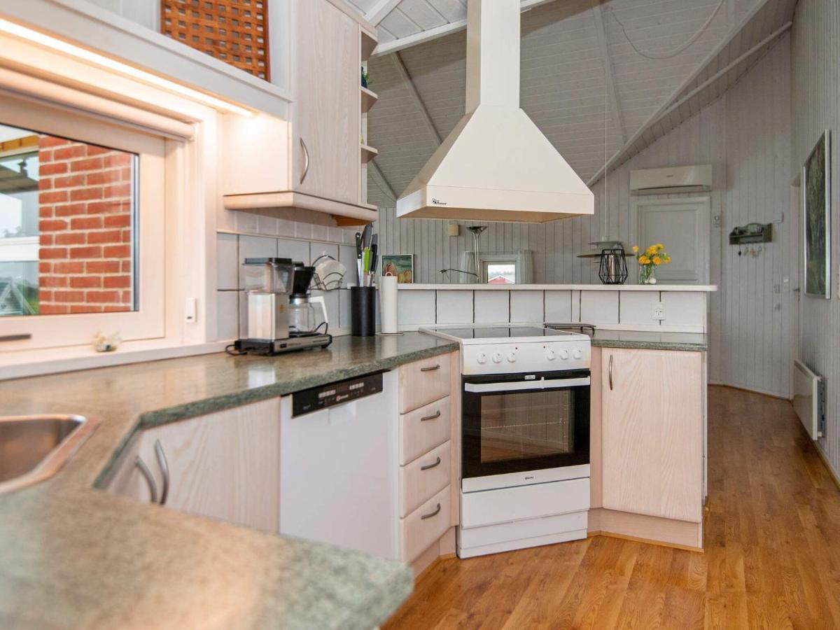 8 Person Holiday Home In 노르보르 외부 사진