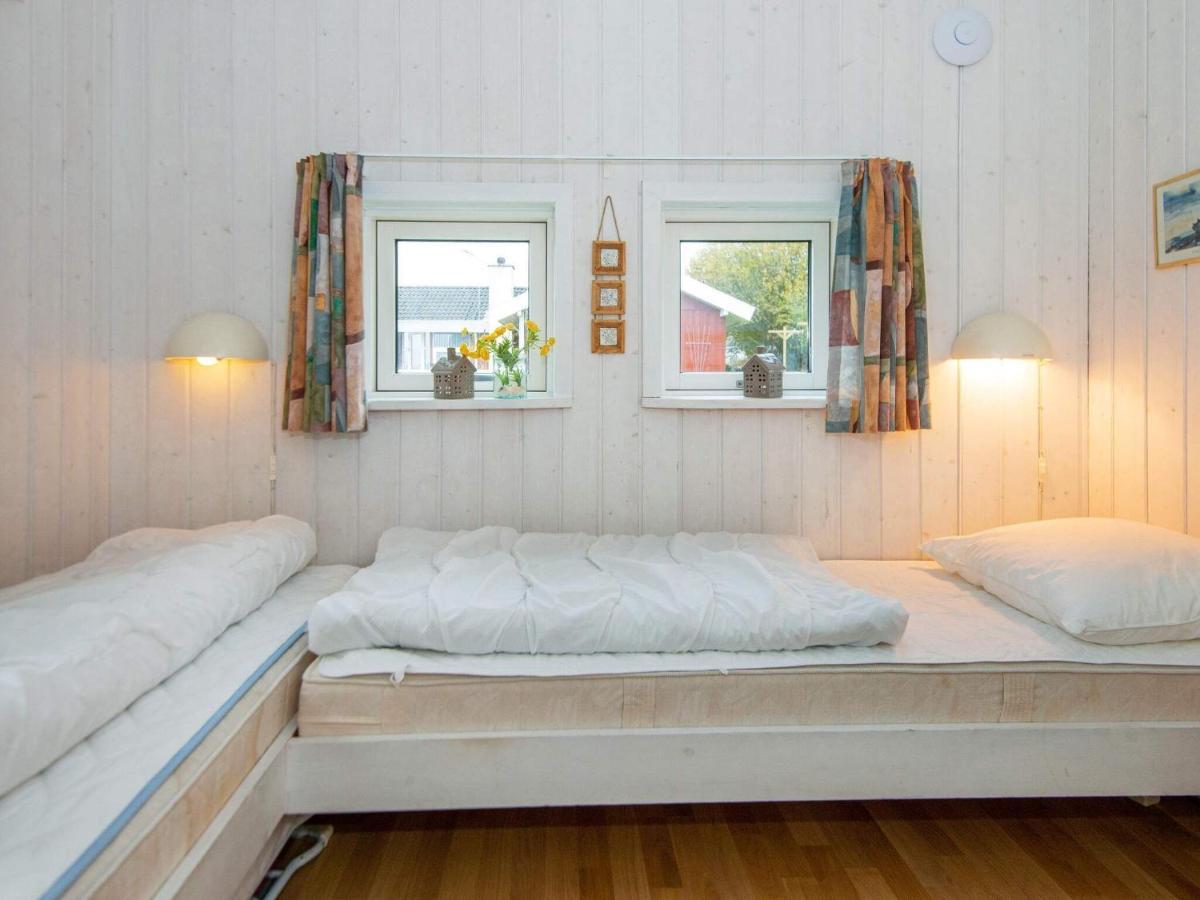 8 Person Holiday Home In 노르보르 외부 사진